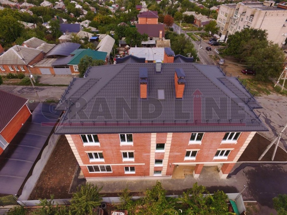 Металлочерепица Гранд лайн Grand Line Kredo Satin 0,5 мм GreenCoat Pural BT RR29 красный глянец 0.45